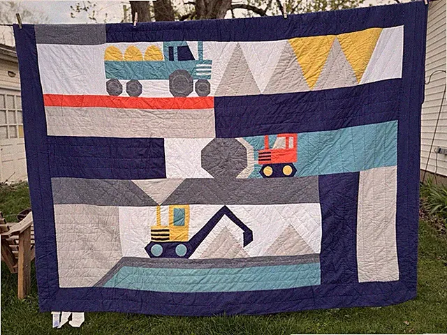 Pottery Barn Truck Quilt Blue Red Caboose Dump Dozer Full Queen 87x 84 Comforter